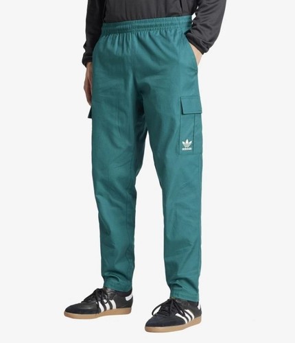 Nwt adidas originals - adidas, trefoil