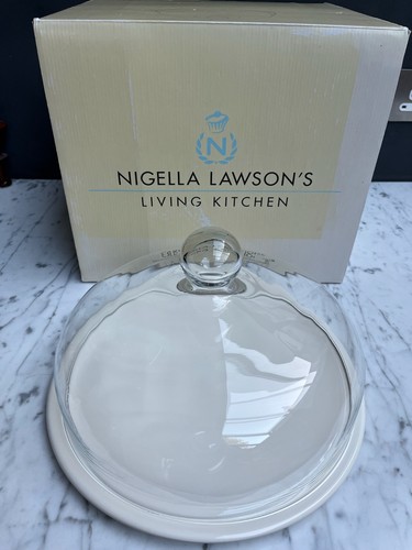 Nigella lawson cake - lawson, glass