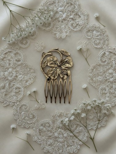 Clover hair pin - ,