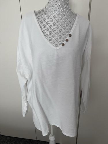 Clothing white neck - lv,