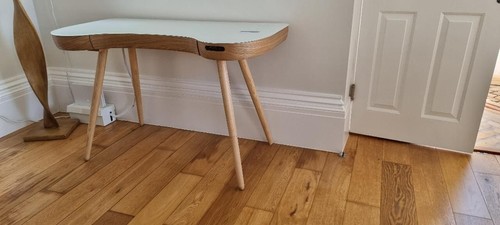 Smart speaker charging - smart, desk