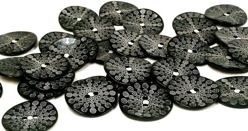 Black patterned shell buttons - shell,