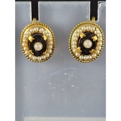 Vintage gold tone screw - gold,