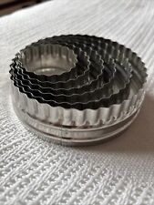 Set of 6 round graduated Biscuit/Scone/Pastry Cutters with fluted edge