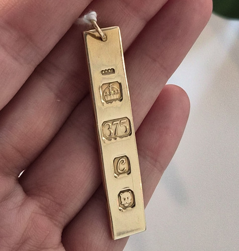 9ct yellow gold ingot pendant - gold,