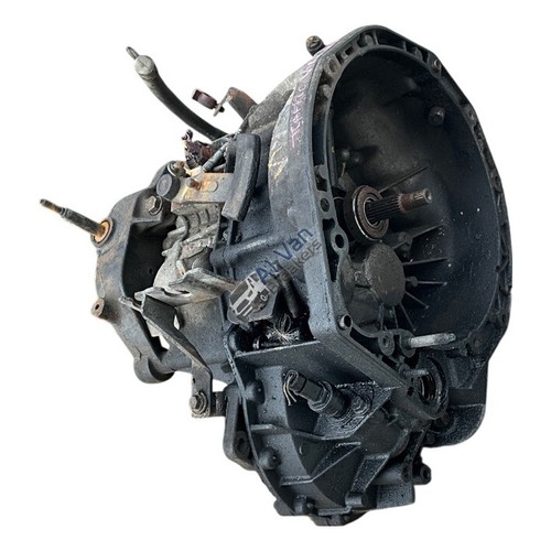 Vauxhall vivaro x83 gearbox - vivaro,