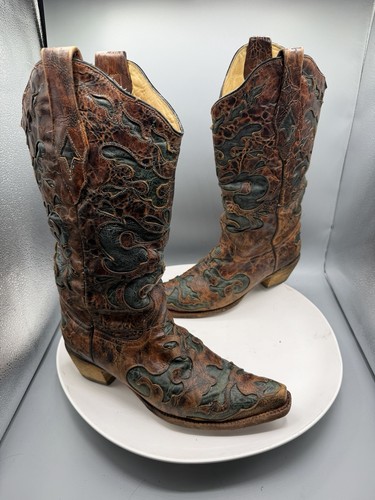 Corral vintage cowboy boots - vintage,