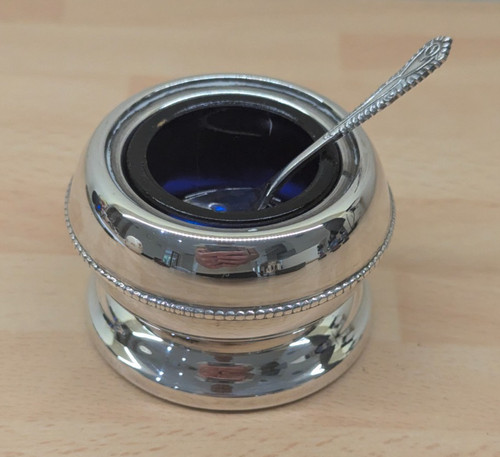 Silver plated mustard pot with - mustard,