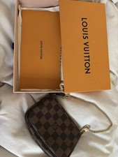 Louis Vuitton Pochette