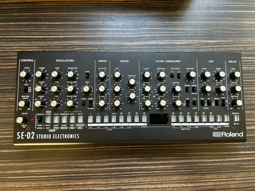 Roland analogue - se-02,