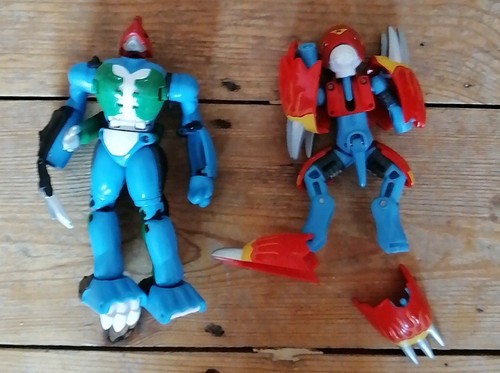 Bandai digivolving - bandai,