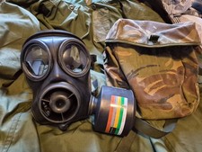 1989 s10 gas - mask, respirator
