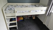 Stompa Uno mid size sleeper