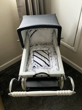 Silver Cross Vintage dolls  pram .   Navy  And White .  Excellent Condition