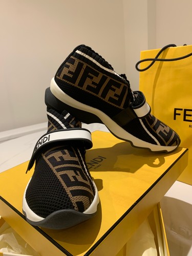 Fendi love rockoko - love,