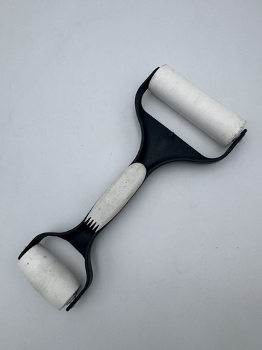 Pampered chef baker roller - pampered,