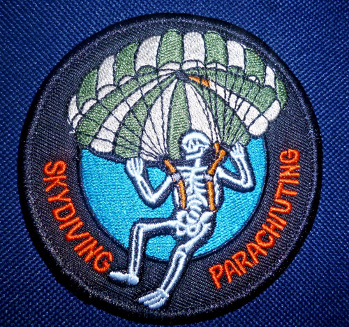Skydiving parachuting - skydiving,
