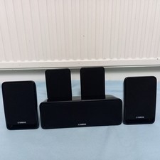 Black yamaha satellite centre - satellite,