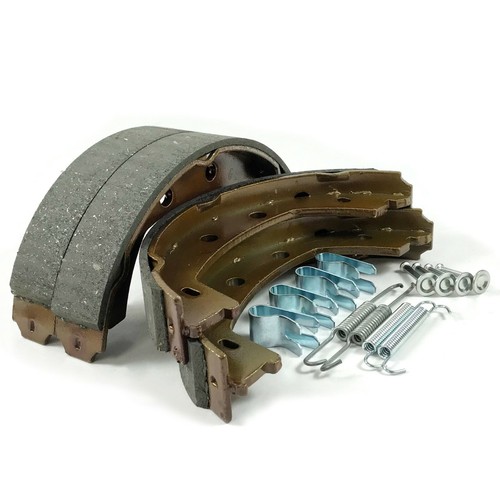 Handbrake shoes shoe fitting - &,