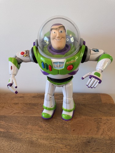 Disney pixar buzz lightyear - disney,