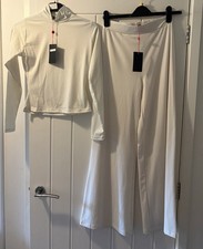 Lady’s lounge wear sets in