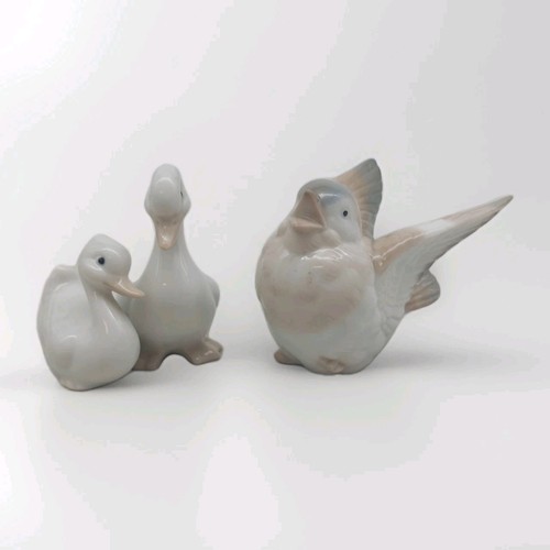Porcelain duck bird - &,