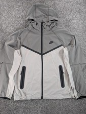 🔥 Nike Tech Windrunner