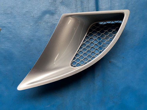 Left side rear quarter - rear,