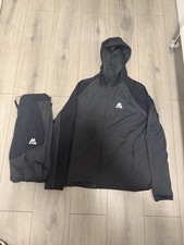 Black and grey montirex