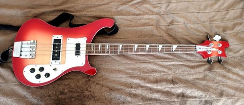 Monogram rickenbacker type - rickenbacker,