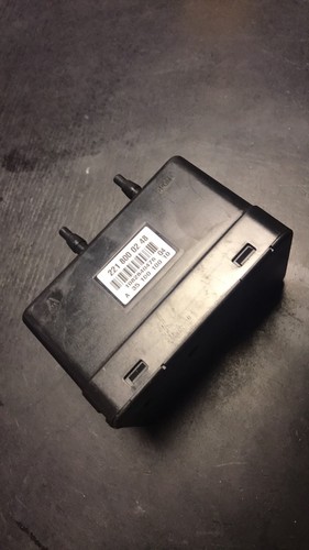 Mercedes class w221 s550 - mercedes,
