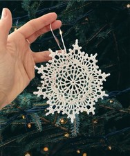 1x random Handmade Star Snowflake Crochet Christmas Decorations