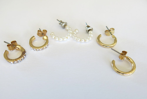 Pairs next gold tone - ,