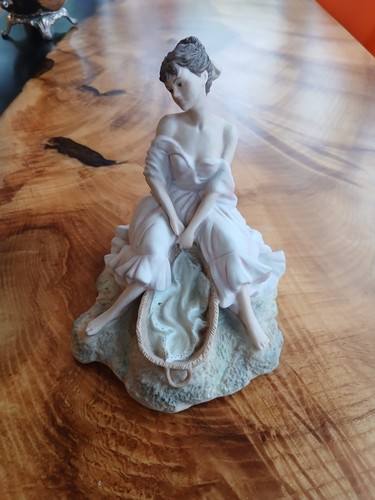 Gypsy rosita figurine - rosita",