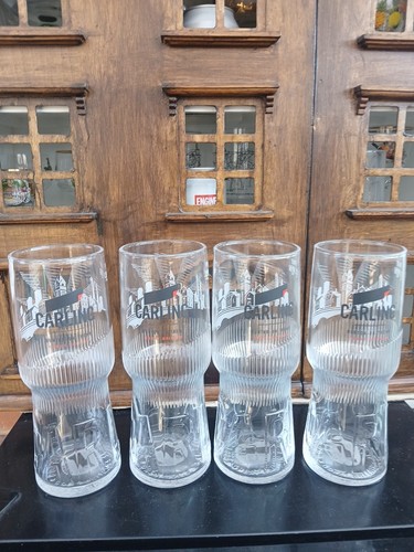 Carling pint beer glasses - 4,