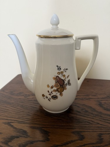Royal worcester fine bone - royal,
