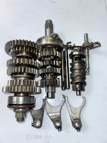 Yamaha fz6 gearbox piece - yamaha,