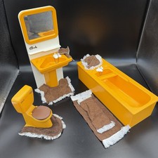 Vintage Orange Sindy Bathroom