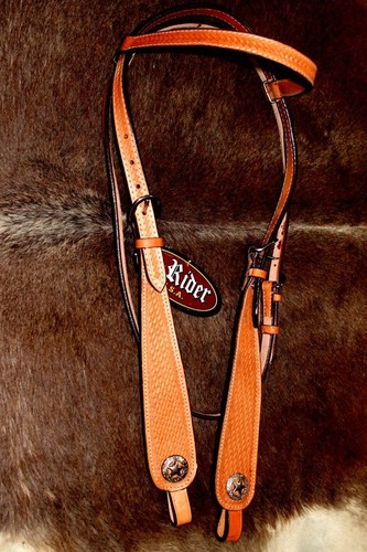 Horse show saddle - horse,