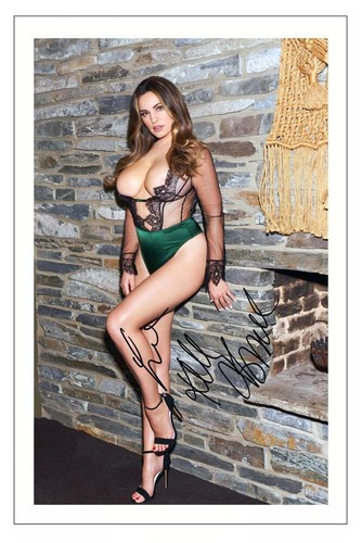 Kelly brook signed - kelly, autograph