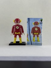 Kinder Egg DC Playmobil Mini