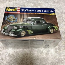 Revell 1939 Chevy Coupe Lowrider 1/24 Scale Skill Level 2 Kit