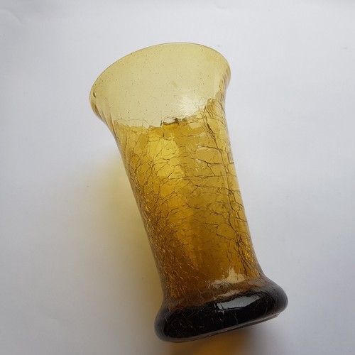 Amber crackle glass flower - crackle,