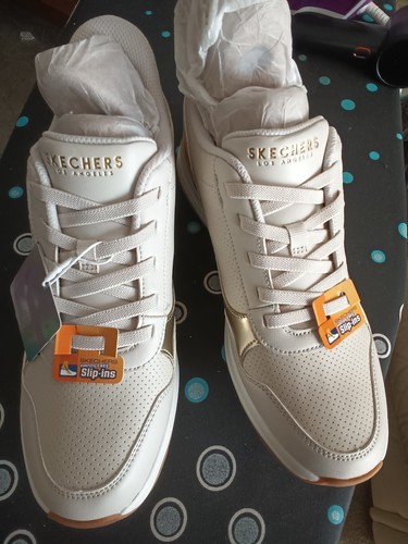 Skechers los angeles billion - skechers,