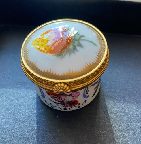 Royal worcester ceramic - royal,