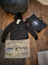 Canada Goose Men's Coat Size Medium