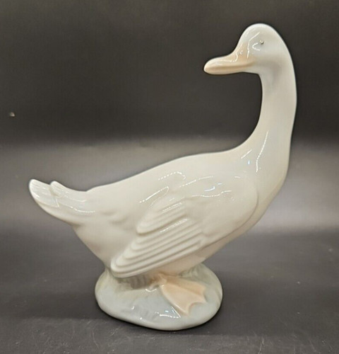 Nao lladro figurine - nao, duck