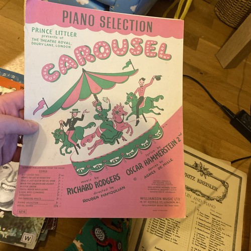 Carousel piano selection - carousel,