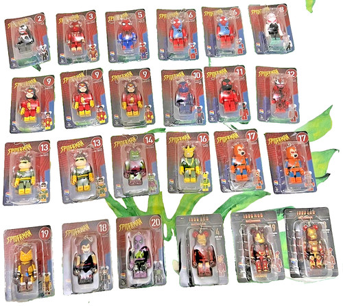 Job lot bearbrick - lot,