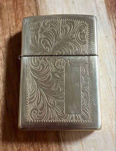Zippo solid brass - solid, venetian